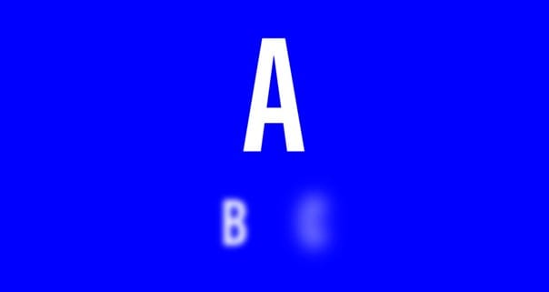 Grafik mit blauer Fläche und Buchstaben A und B; zeigt Unterschied zwischen scharfem und unscharfem Sehen bei Sehfehlern.